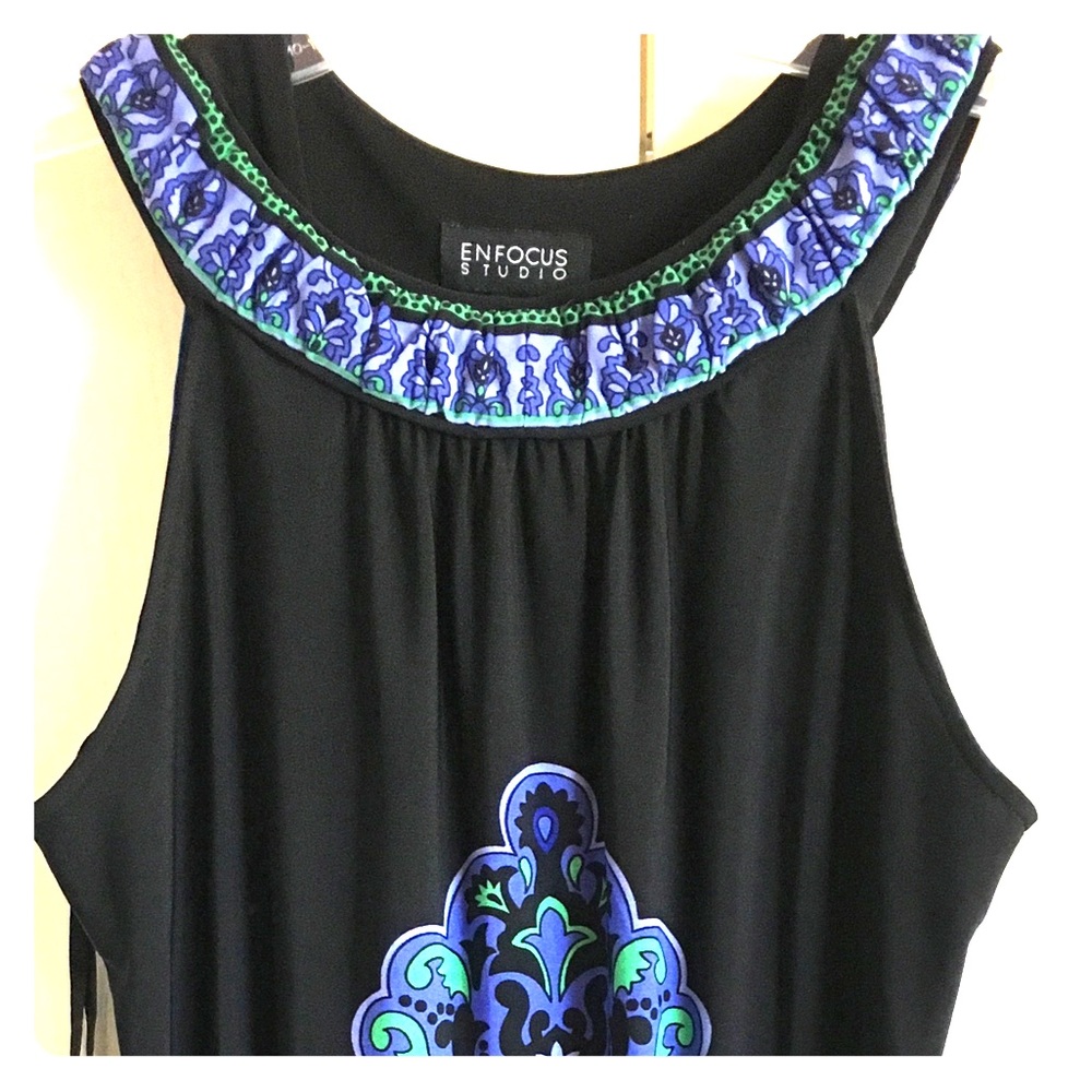 Dress - Picture 2 of 3